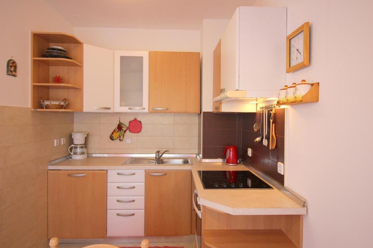 Apartment Vojka In City Center Пореч Екстериор снимка