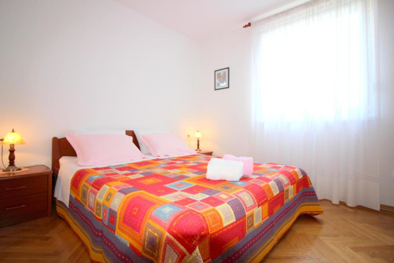 Apartment Vojka In City Center Пореч Екстериор снимка
