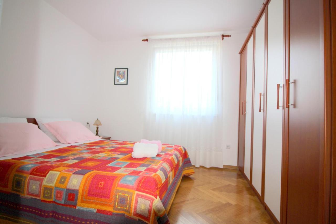 Apartment Vojka In City Center Пореч Екстериор снимка